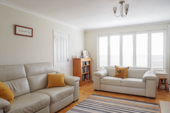 7, Chelwood Road, Reading photo 4