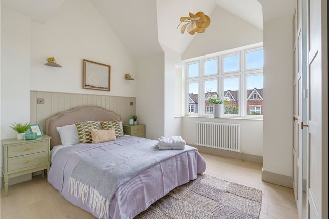 Flat 6, 96, Granville Road, London photo 4