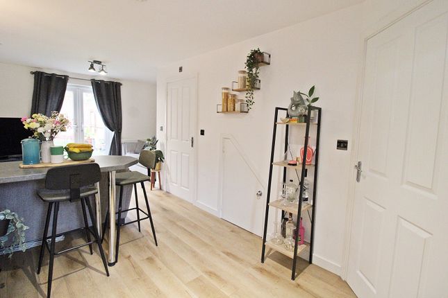 Lounge-Kitchen