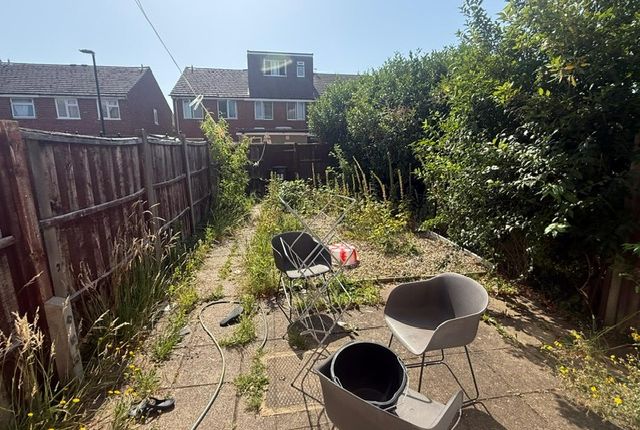 Trent Road, slough photo 5