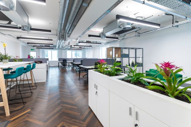 Office to let in London