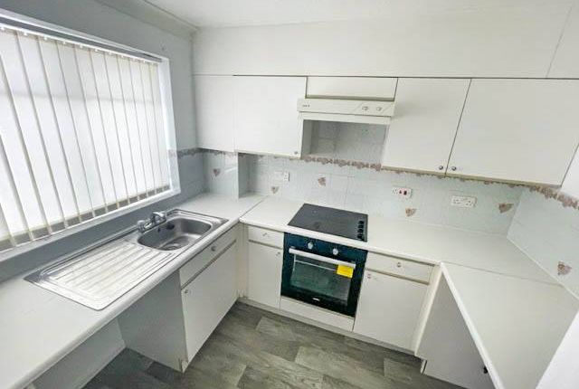 Flat to rent in West Road, Clacton-On-Sea