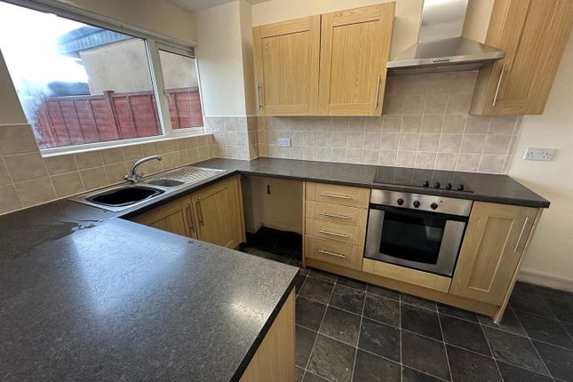 14, Cambrian Walk, Fareham photo 3