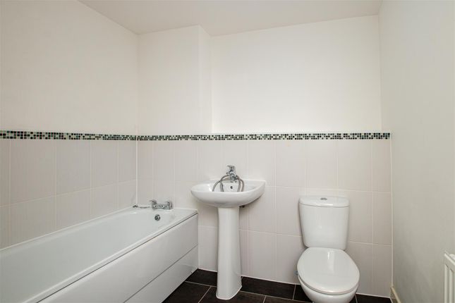15, Wodell Drive, Milton Keynes photo 3