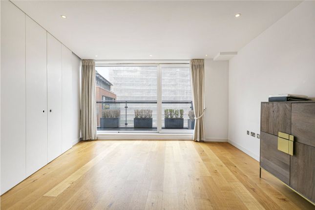 Flat to rent in Gatliff Road, London