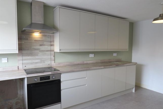 3, Ladysmith Road, Ashton-u-Lyne photo 5