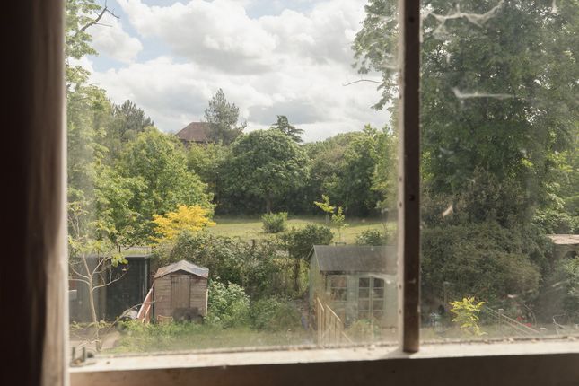 66, Lyndhurst Grove, Peckham Rye photo 3