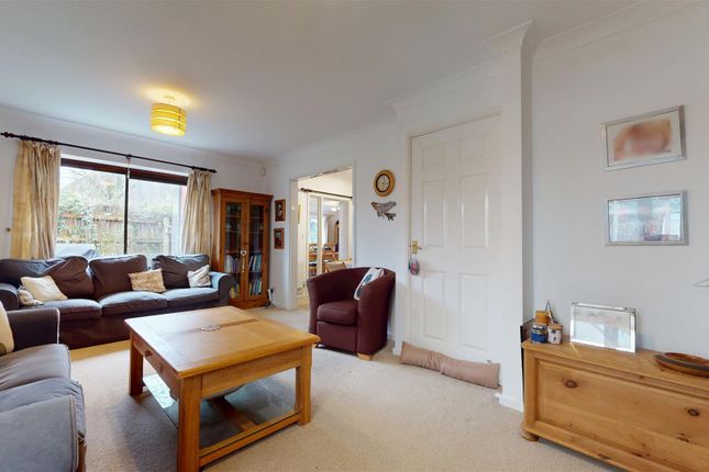 4, Wavell Court, Milton Keynes photo 4