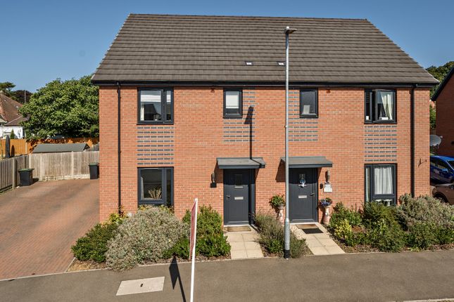 1339928-3-689F406F8Ac9E-Arw