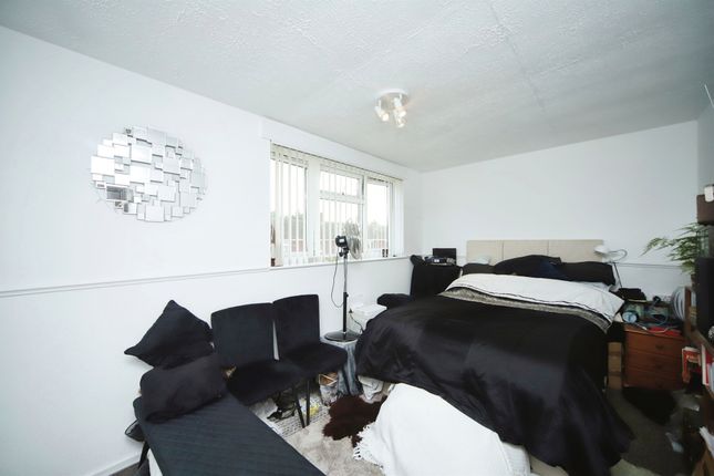 2, Ludlow Avenue, Taunton photo 4