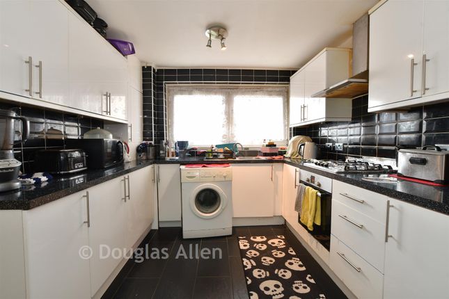 27, Cundy Road, London photo 4
