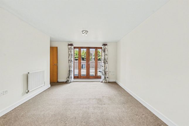 24, Near Side, Northampton photo 3