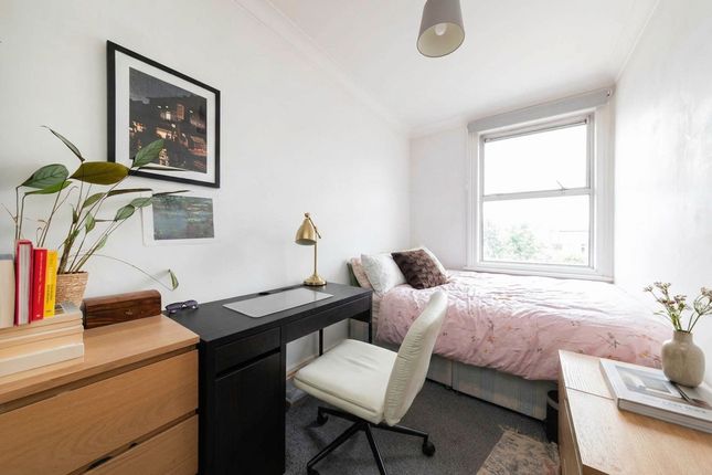 809b Harrow Road, London photo 5