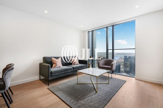1 bed property for rent in Hampton Tower, Marsh Wall E14