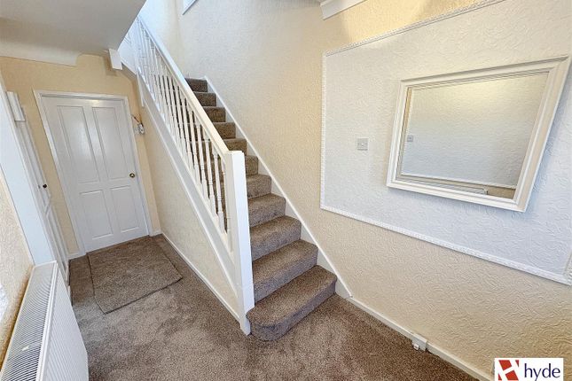 110, Sunny Bank Road, Unsworth photo 4