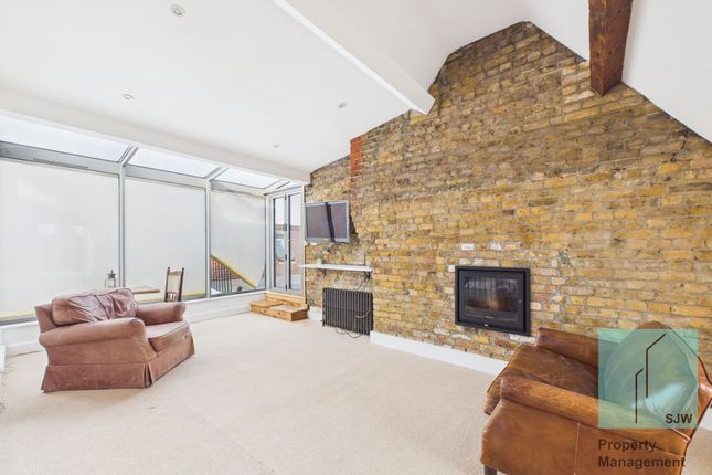 Apt 8, 101 Amies Street, London photo 4