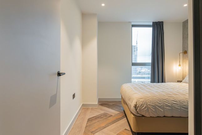 Flat to rent in Thompson Street, Manchester