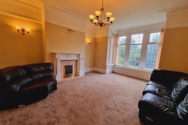 Detached house to rent in Toller Lane, Bradford