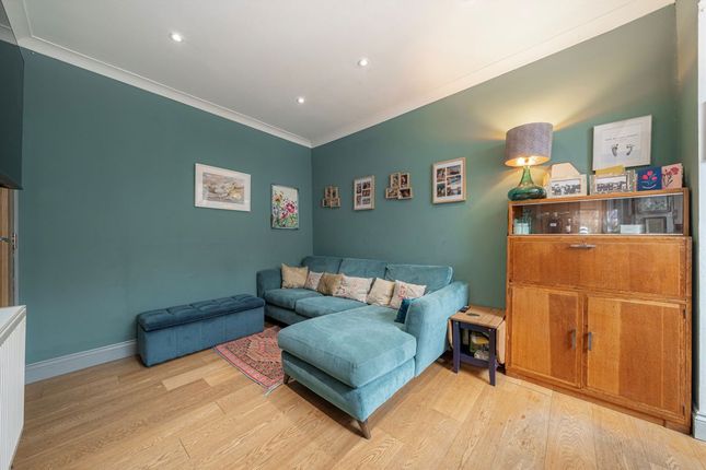 93, Hartham Road, Isleworth photo 3