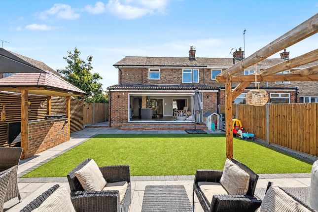2, Sandown Drive, Gillingham photo 3