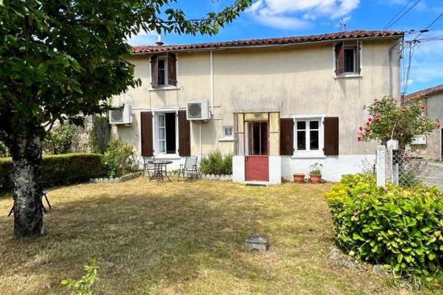 Thumbnail Property for sale in Condac, Poitou-Charentes, 16700, France