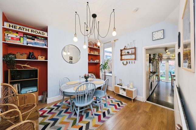 10 Cromer Road, Nottingham photo 2