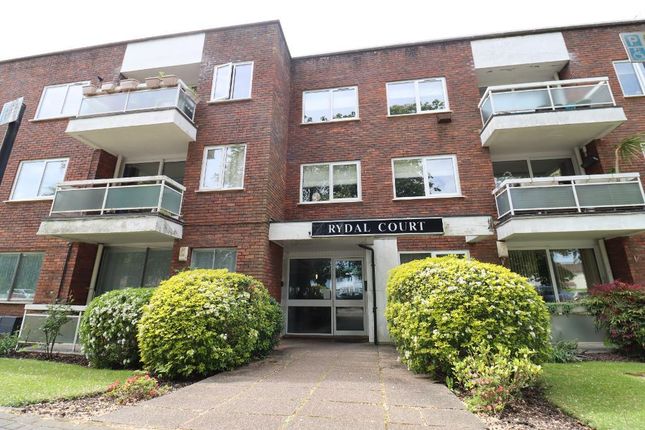 Thumbnail Flat for sale in Rydal Court, 17 Stonegrove, Edgware, Middlesex