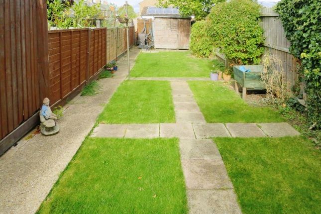 69, St. Margarets Place, Peterborough photo 3