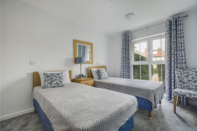 Flat 18, Precista Court, 48, High Street, Kent photo 4