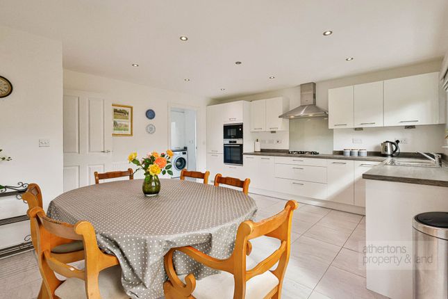 10 Springbrook, Clitheroe photo 2