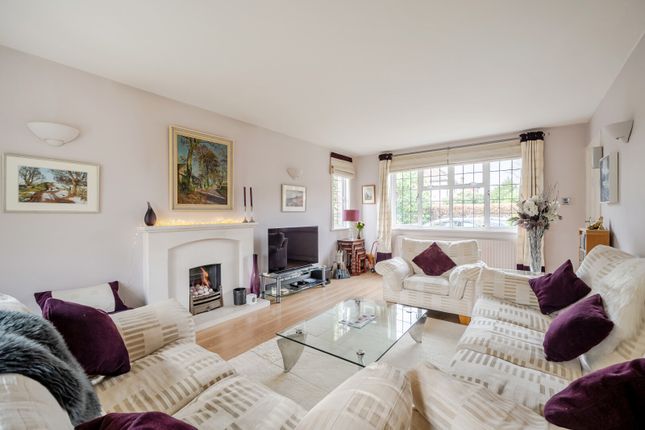 Brook Lodge, 2, Orchard Road, Shalford photo 4