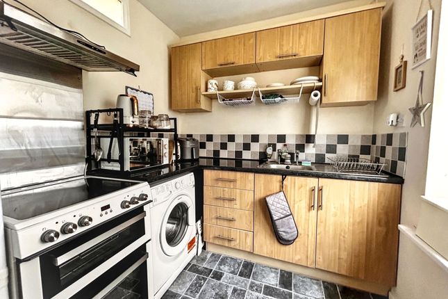 5, Okehampton Court, Gateshead photo 3