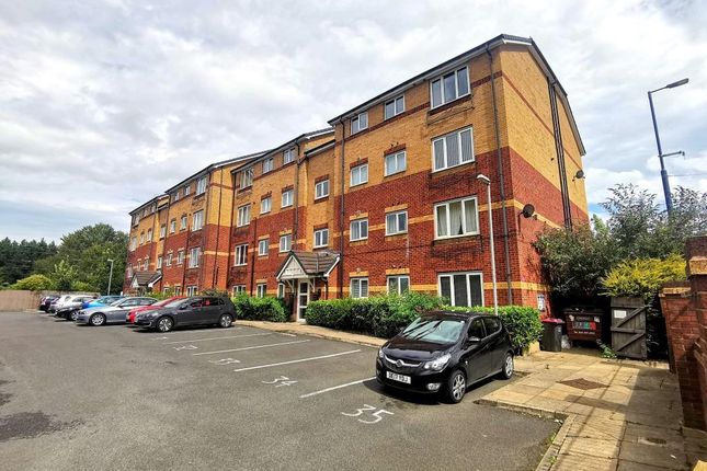 Flat for sale in Little Bolton Terrace, Eccles New Road, Salford