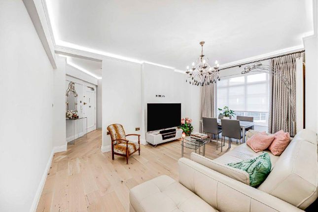 Thumbnail Flat for sale in Park Road, London