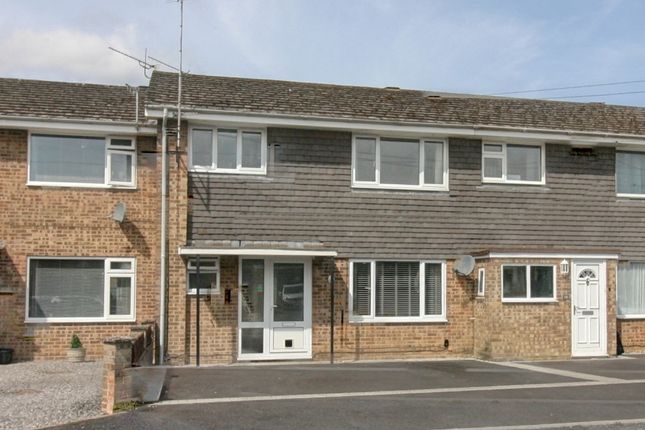 Thumbnail Terraced house for sale in Ash Grove, Ringwood