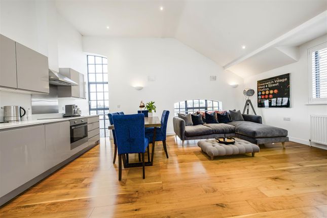 Flat for sale in Athelstan Place, Twickenham