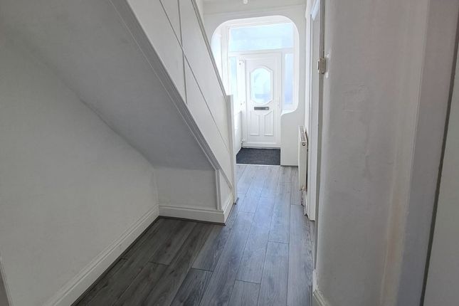 21, Podium Road, Old Swan photo 5
