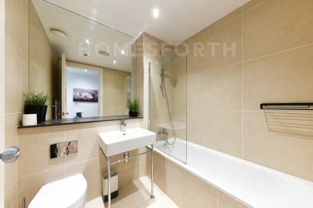 Flat 29C, 58, Commercial Road, London photo 5