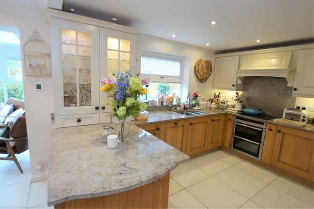 Detached house for sale in Hawthorn Villas, Holmes Chapel, Crewe