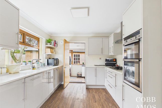 17, Sheet Road, Ludlow photo 4