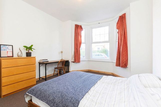 29b Rutland Park, London photo 5