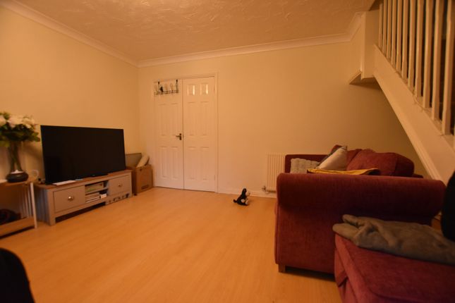 16, Middleham Close, Peterborough photo 3