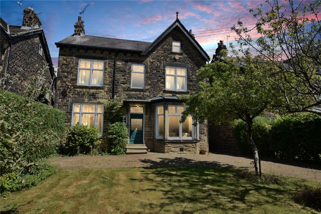 Thumbnail Detached house for sale in Street Lane, Roundhay, Leeds