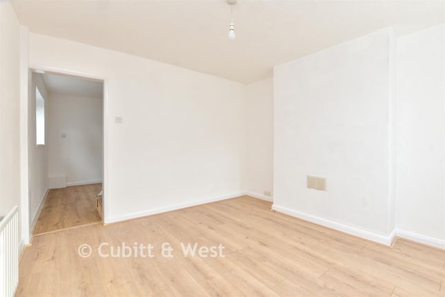 27, Wickham Road, Croydon photo 3