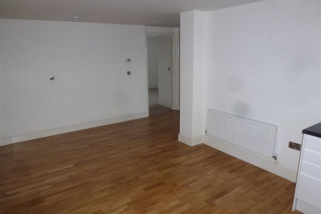 Flat 5, 1a, Midland Road, Wellingborough photo 4
