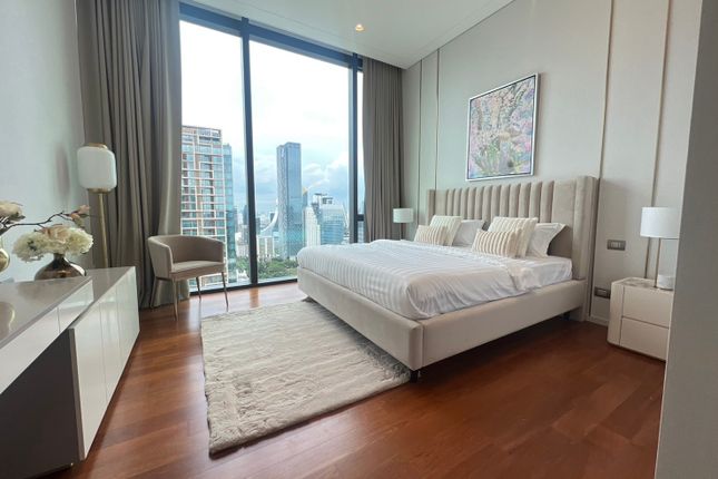 Apartment for sale in 88 Lang Suan Rd, Khwaeng Lumphini, Pathum Wan, Krung Thep Maha Nakhon 10330, Thailand