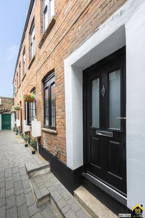 18D, East St, Chesham photo 2