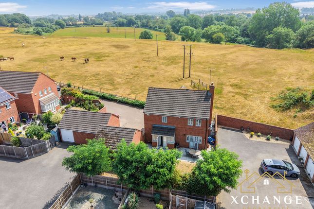 4 Nicholas Everton Close, Coventry photo 4