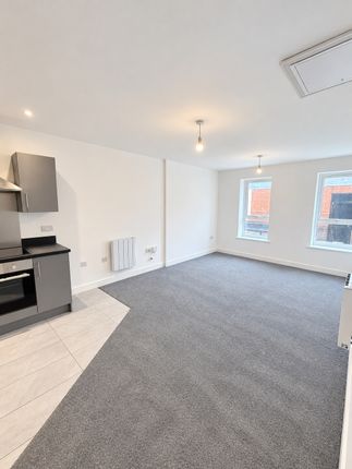 Flat 2, Burton On Trent photo 5