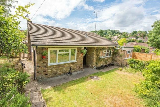 Barn Court Sands High Wycombe Hp12 4 Bedroom Detached Bungalow